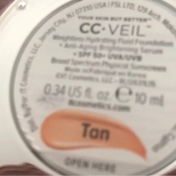 It cosmetics cc veil - Picture 2 of 4